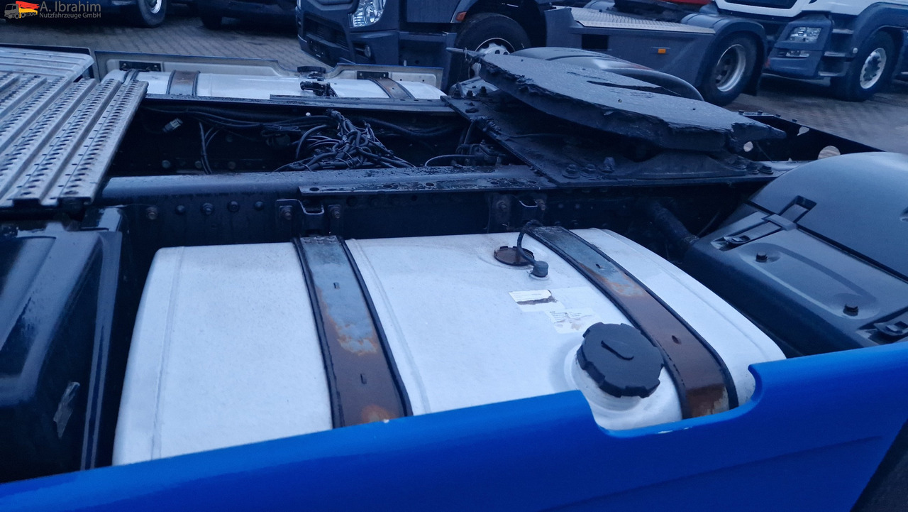 MAN 18.480 TGX XLX Retarder 2x Tank deutsches Fahrzeug, Kamera, Navi - Tractor truck: picture 4 MAN 18.480 TGX XLX Retarder 2x Tank deutsches Fahrzeug, Kamera, Navi - Tractor truck: picture 4