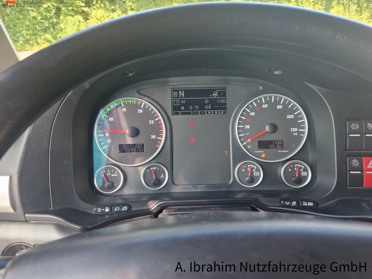MAN TGS 18.400 PTO für Kompressor 3x vorhanden, sehr sauber, - Tractor truck: picture 4 MAN TGS 18.400 PTO für Kompressor 3x vorhanden, sehr sauber, - Tractor truck: picture 4