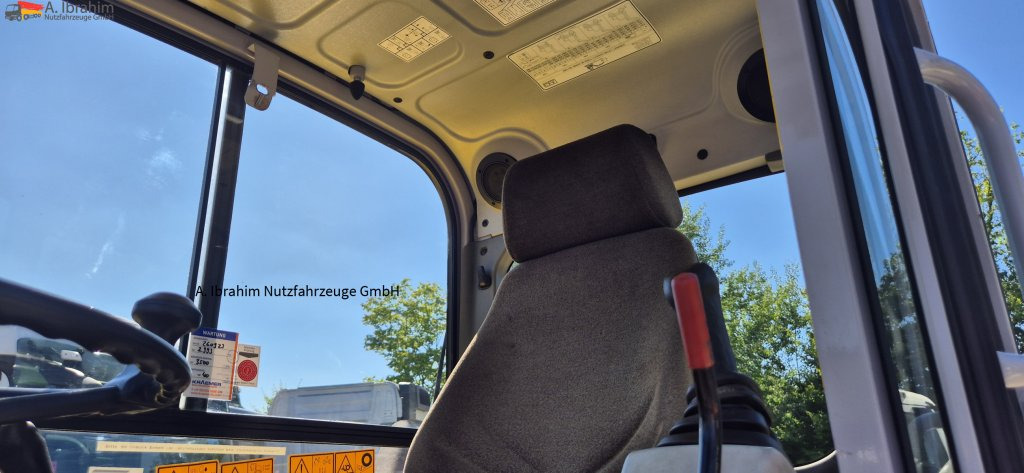 Wacker Neuson 6503 E05-07 hydr. Schnellwechsler mit Oilquick - Wheel excavator: picture 2 Wacker Neuson 6503 E05-07 hydr. Schnellwechsler mit Oilquick - Wheel excavator: picture 2