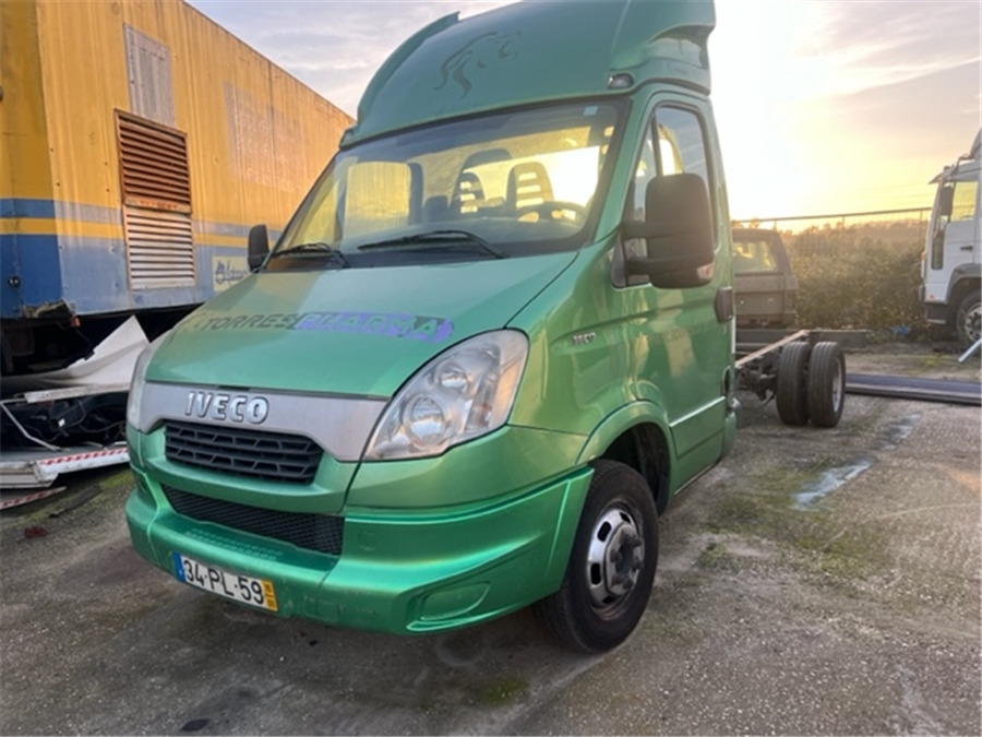 Iveco 35C17 - Commercial truck: picture 1 Iveco 35C17 - Commercial truck: picture 1