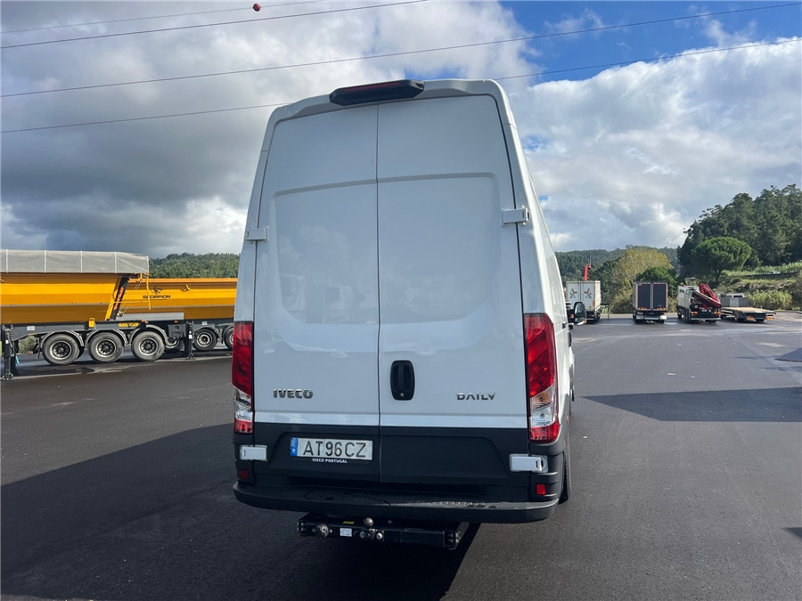 Iveco 35C16 - Panel van: picture 5 Iveco 35C16 - Panel van: picture 5