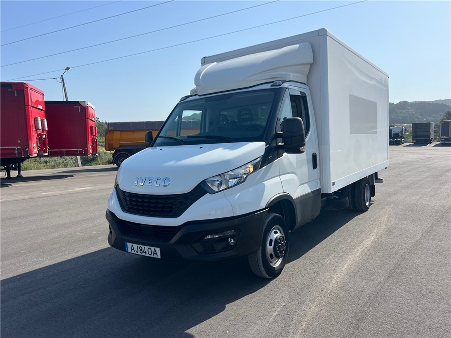 Iveco 35C16H - Box truck: picture 1 Iveco 35C16H - Box truck: picture 1