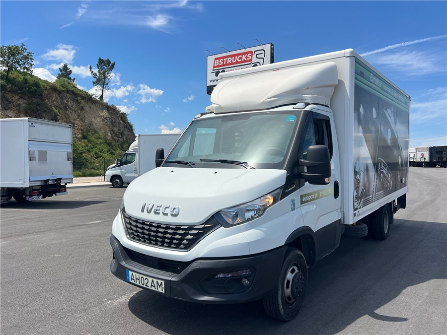 Iveco 35C16HA8 - Closed box van: picture 2 Iveco 35C16HA8 - Closed box van: picture 2