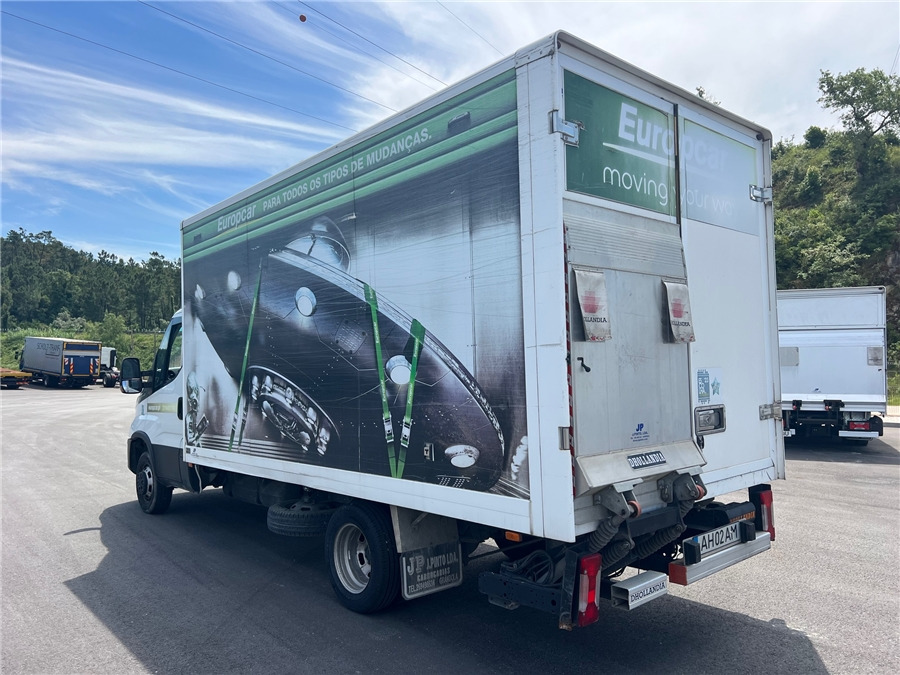 Iveco 35C16HA8 - Closed box van: picture 4 Iveco 35C16HA8 - Closed box van: picture 4