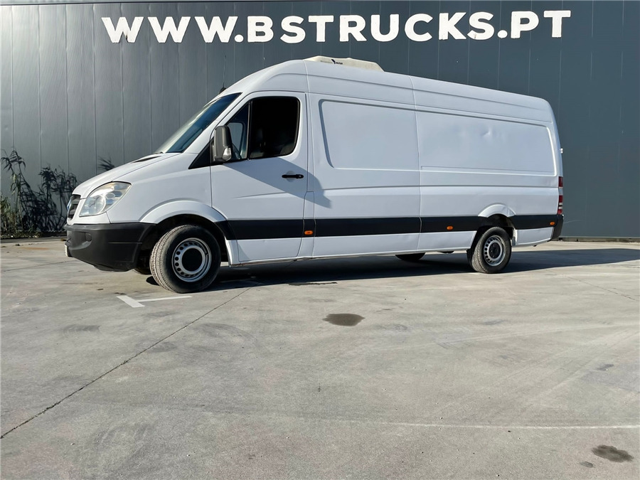 MERCEDES-BENZ 315 - Refrigerated delivery van: picture 2 MERCEDES-BENZ 315 - Refrigerated delivery van: picture 2