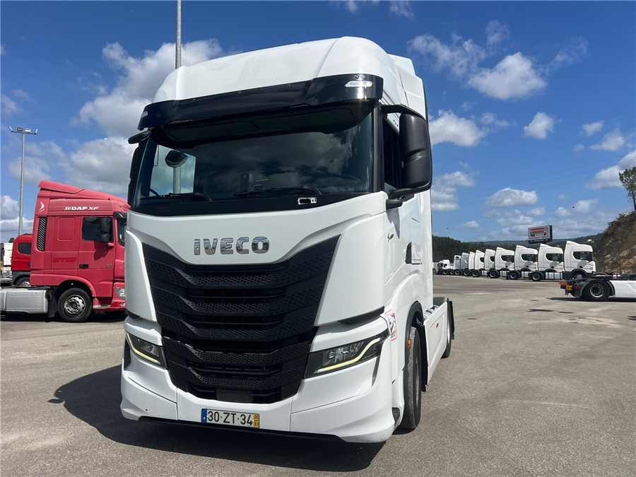 Iveco S-WAY 460 - Tractor truck: picture 2 Iveco S-WAY 460 - Tractor truck: picture 2