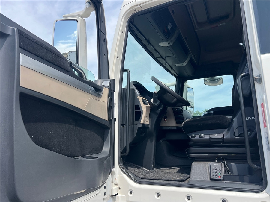 Tractor truck MAN TGX 18.460: picture 14 Tractor truck MAN TGX 18.460: picture 14