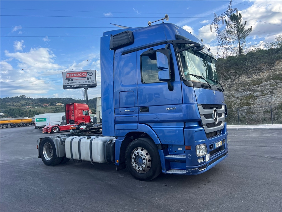 MERCEDES-BENZ Actros 1841 - Tractor truck: picture 3 MERCEDES-BENZ Actros 1841 - Tractor truck: picture 3