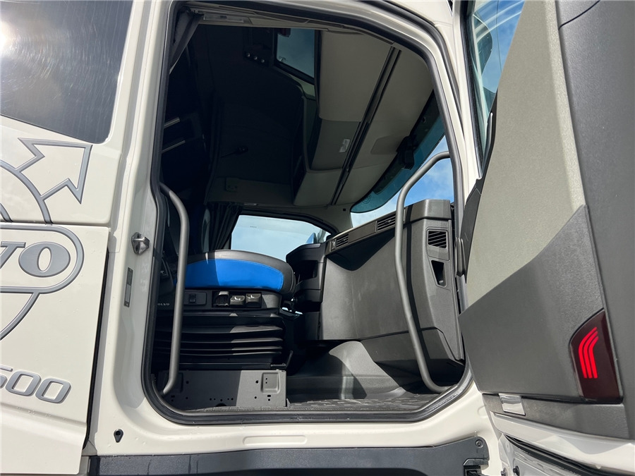 Tractor truck Volvo FH500 / RETARDER / I: picture 14