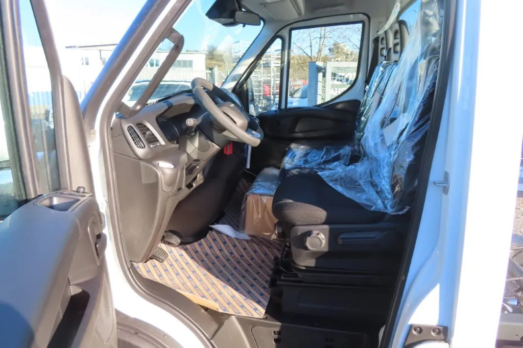 IVECO DAILY 72C18 - Commercial truck: picture 4 IVECO DAILY 72C18 - Commercial truck: picture 4