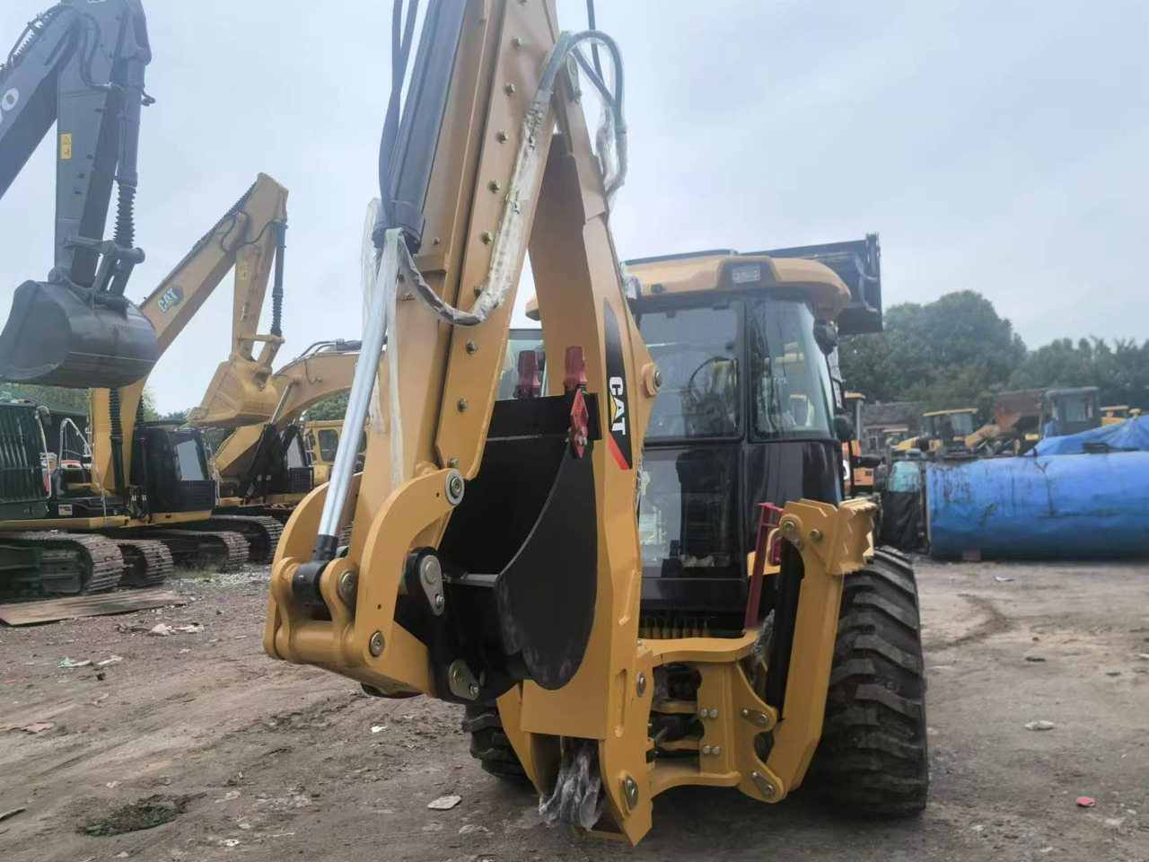 Caterpillar 420F - Backhoe loader: picture 3 Caterpillar 420F - Backhoe loader: picture 3