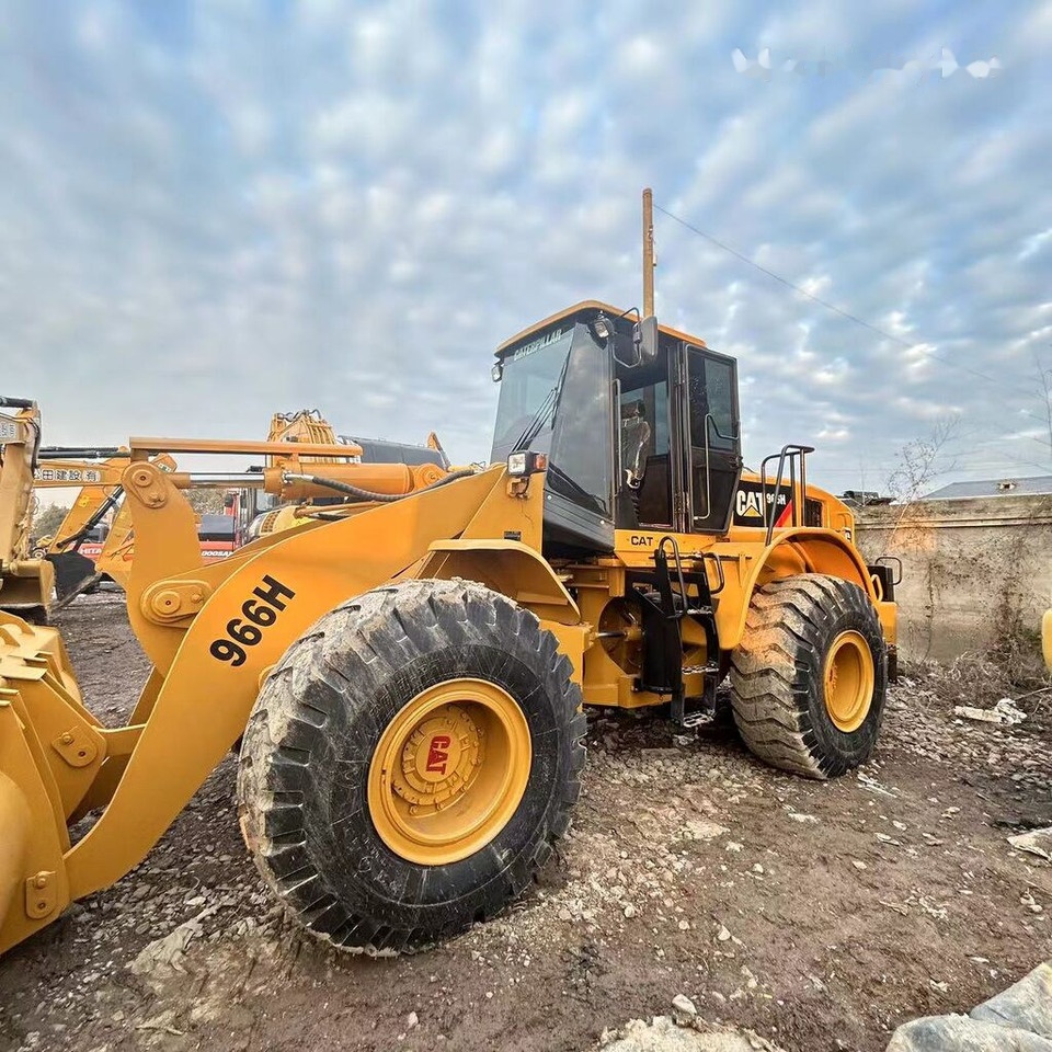 はち Caterpillar 966 GC Wheel Loader Specs & Dimensions (2021