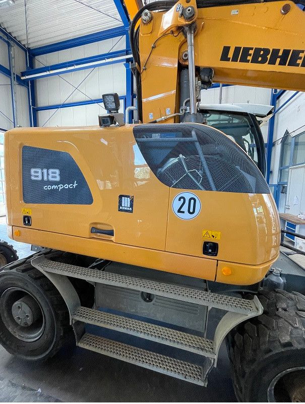 Liebherr A 918 Compact Likufix SW 48 - Wheel excavator: picture 1 Liebherr A 918 Compact Likufix SW 48 - Wheel excavator: picture 1