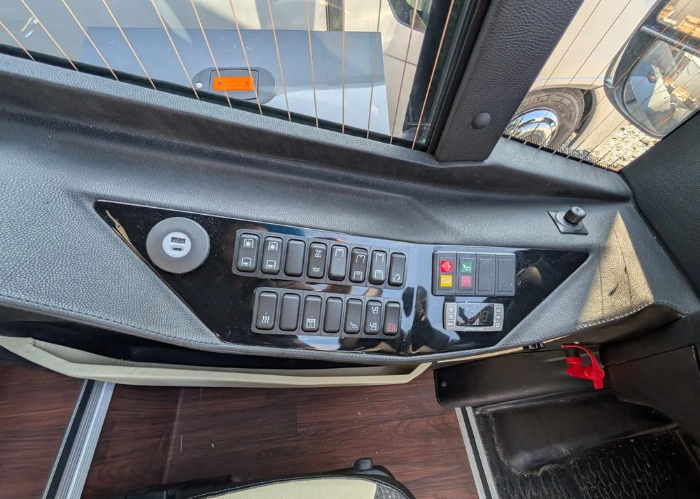 New Minibus, Passenger van Iveco Daily 70C21: picture 19