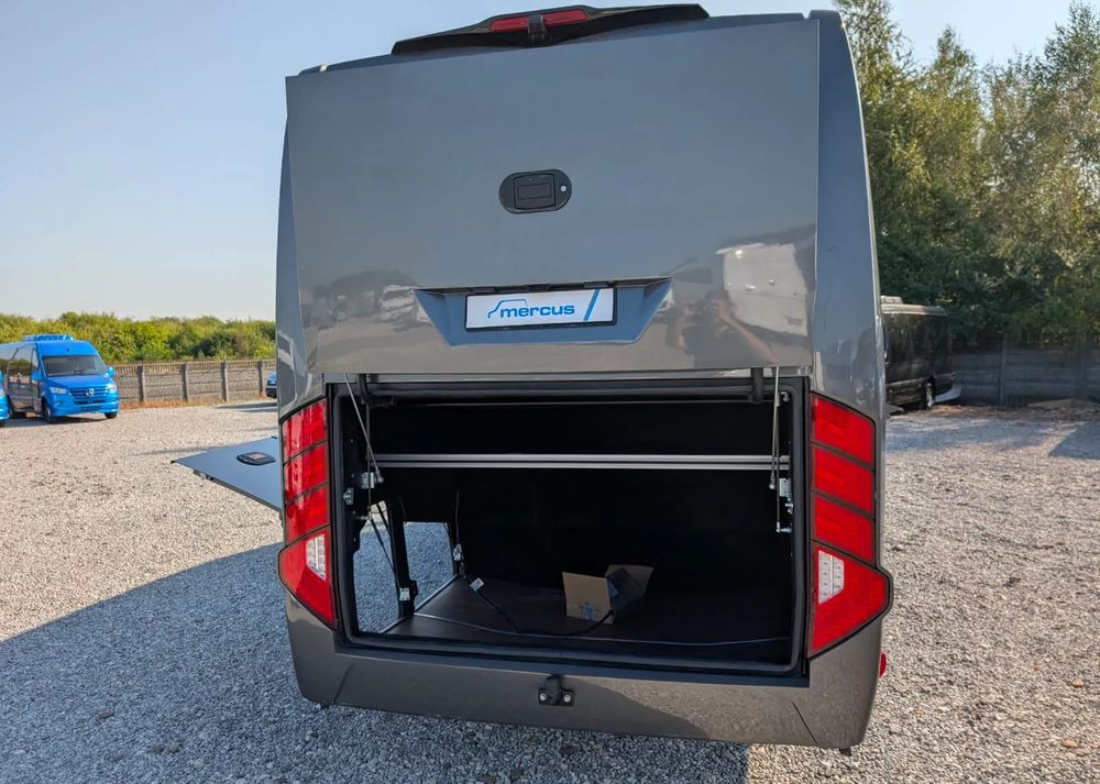 New Minibus, Passenger van Iveco Daily 70C21: picture 6