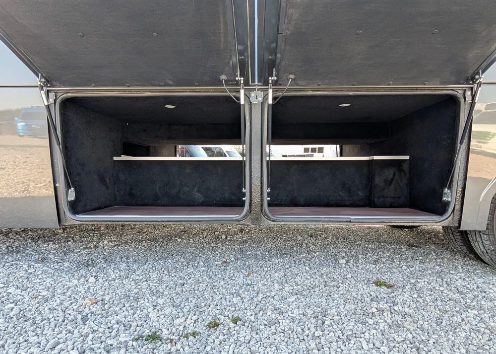 New Minibus, Passenger van Iveco Daily 70C21: picture 12