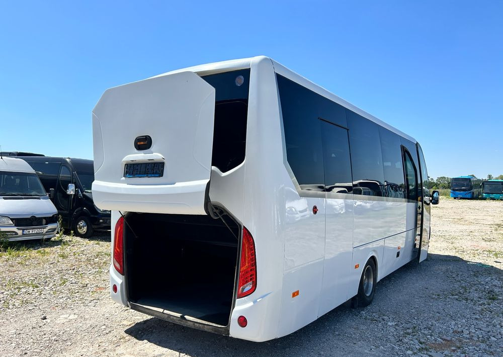Iveco Daily - Minibus, Passenger van: picture 5 Iveco Daily - Minibus, Passenger van: picture 5