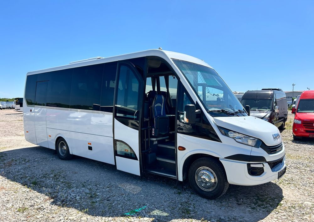 Iveco Daily - Minibus, Passenger van: picture 2 Iveco Daily - Minibus, Passenger van: picture 2