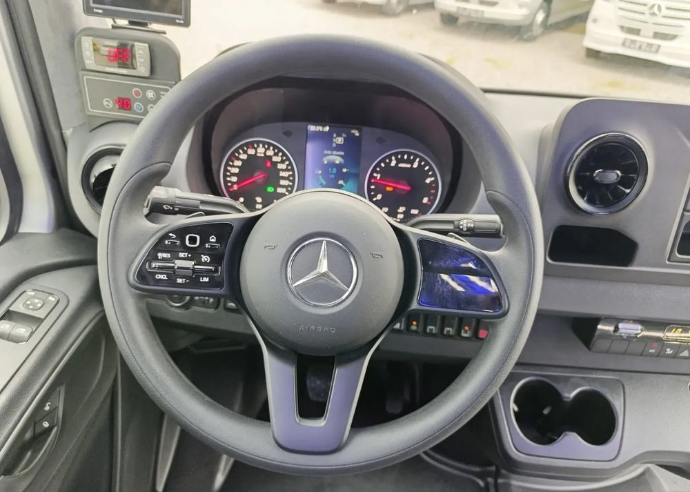 New Minibus, Passenger van Mercedes-Benz Sprinter 519: picture 17