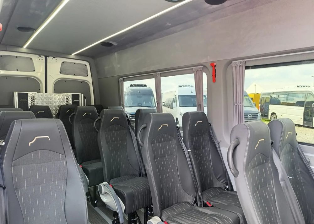 New Minibus, Electric bus Mercedes-Benz eSprinter: picture 20