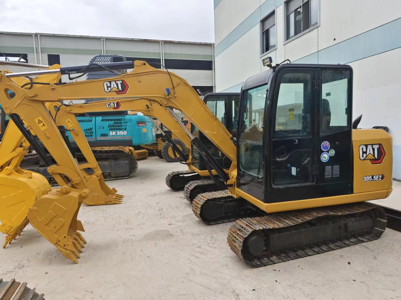 CATERPILLAR 305.5e2 - Crawler excavator: picture 2 CATERPILLAR 305.5e2 - Crawler excavator: picture 2