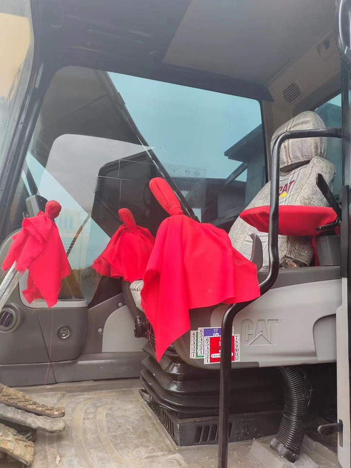 CATERPILLAR CAT 320D - Crawler excavator: picture 4 CATERPILLAR CAT 320D - Crawler excavator: picture 4