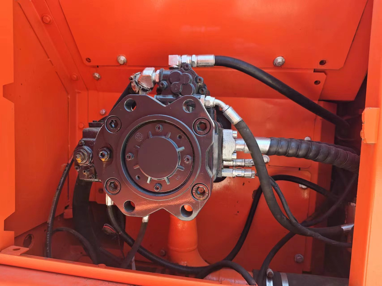 DOOSAN DX300LC-9C - Crawler excavator: picture 5 DOOSAN DX300LC-9C - Crawler excavator: picture 5