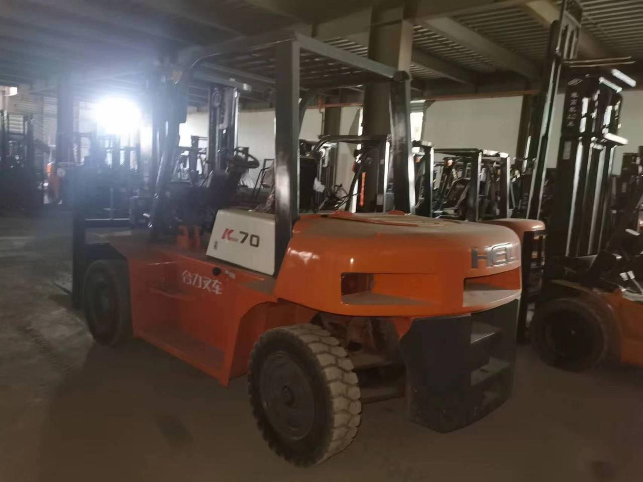 HELI 70 DIESEL FORKLIFT 7TON - Diesel forklift: picture 1 HELI 70 DIESEL FORKLIFT 7TON - Diesel forklift: picture 1
