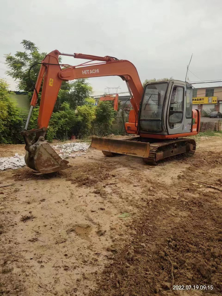 HITACHI EX60-5 - Mini excavator: picture 1 HITACHI EX60-5 - Mini excavator: picture 1