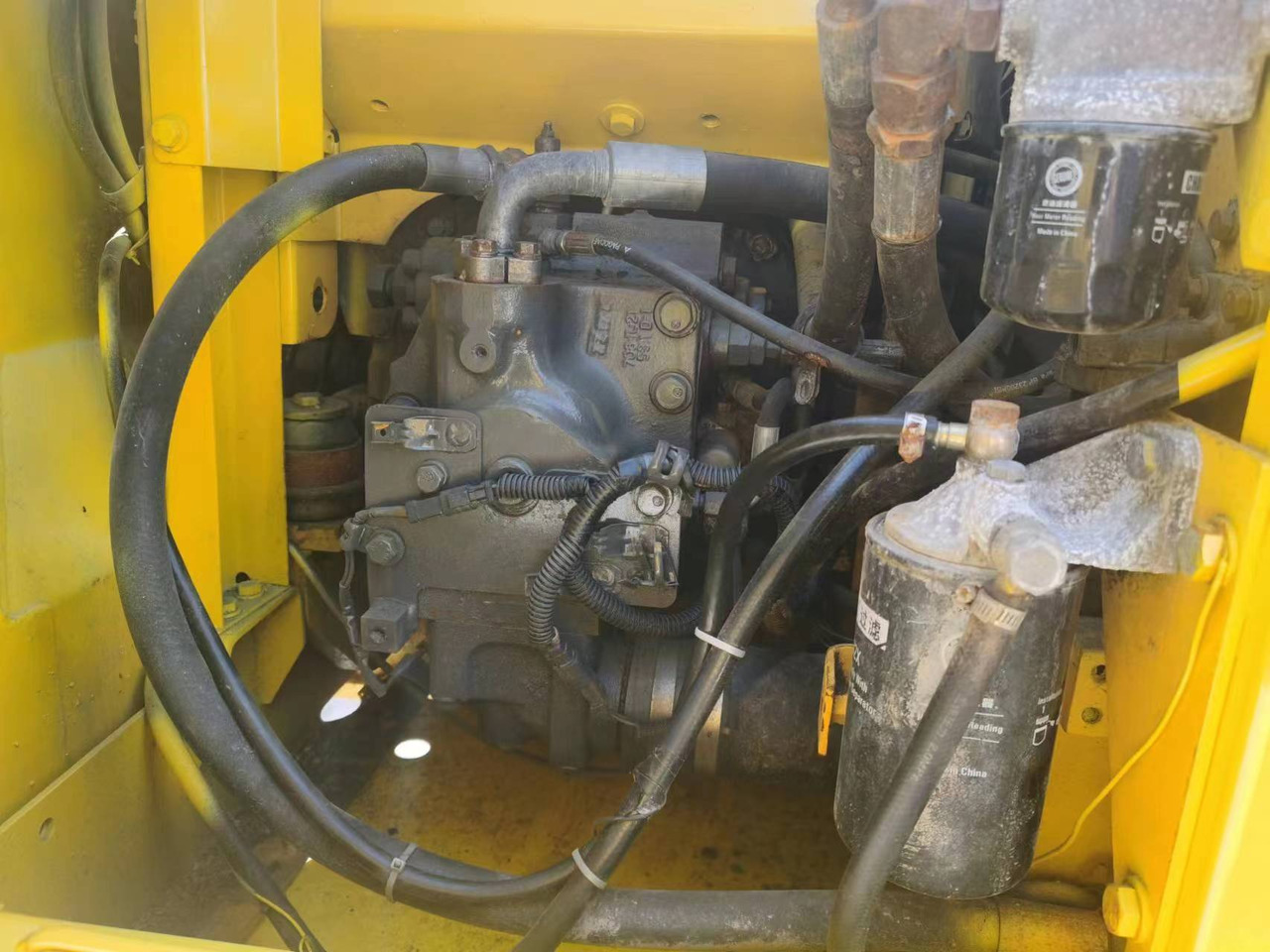 KOMATSU PC130-7 - Crawler excavator: picture 5 KOMATSU PC130-7 - Crawler excavator: picture 5