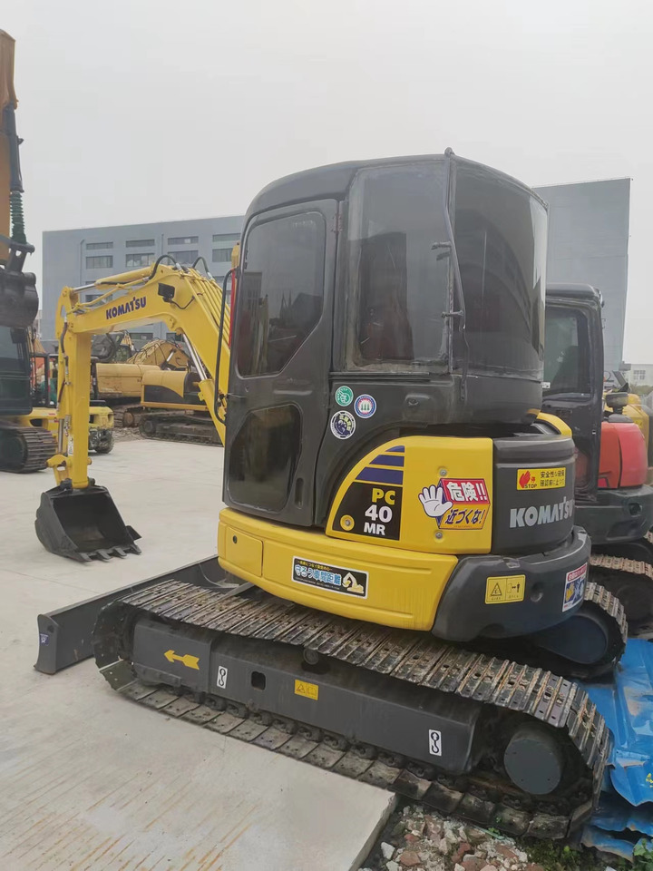 Komatsu pc40 - Mini excavator: picture 3 Komatsu pc40 - Mini excavator: picture 3