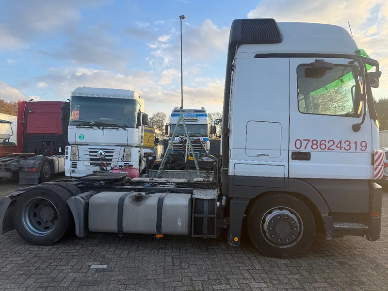 Mercedes-Benz Actros 1844 Tractor unit - Tractor truck: picture 4 Mercedes-Benz Actros 1844 Tractor unit - Tractor truck: picture 4