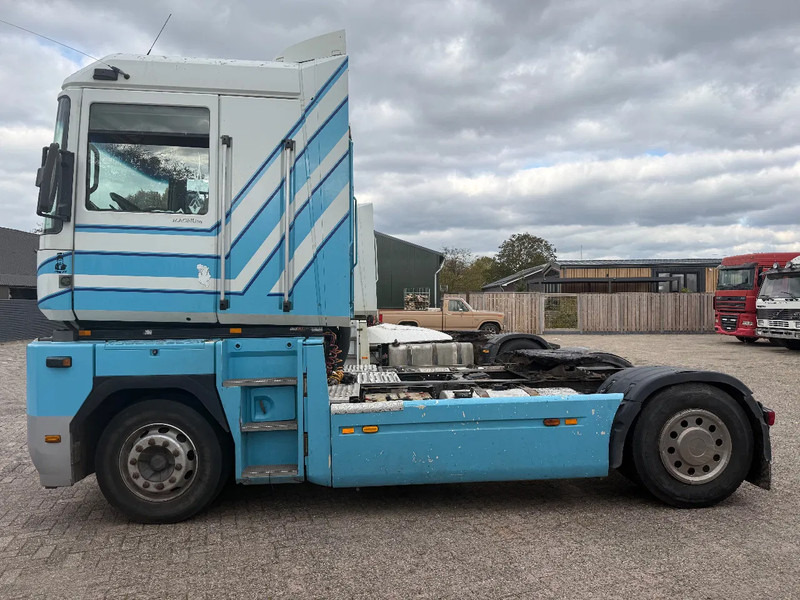 Renault Magnum 460 Tractor unit - Tractor truck: picture 5 Renault Magnum 460 Tractor unit - Tractor truck: picture 5