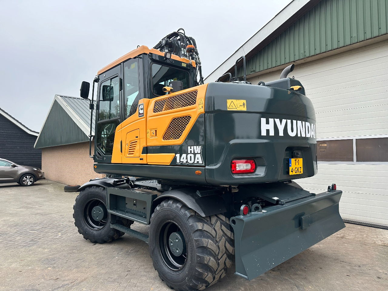 Hyundai HW140A - Wheel excavator: picture 3 Hyundai HW140A - Wheel excavator: picture 3
