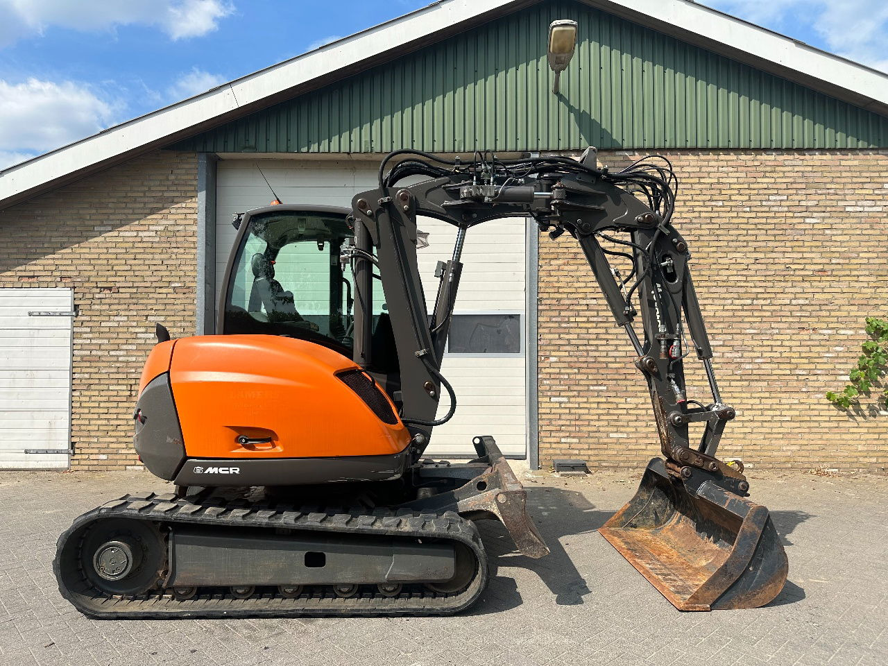 Mecalac 6MCR - Mini excavator: picture 5 Mecalac 6MCR - Mini excavator: picture 5