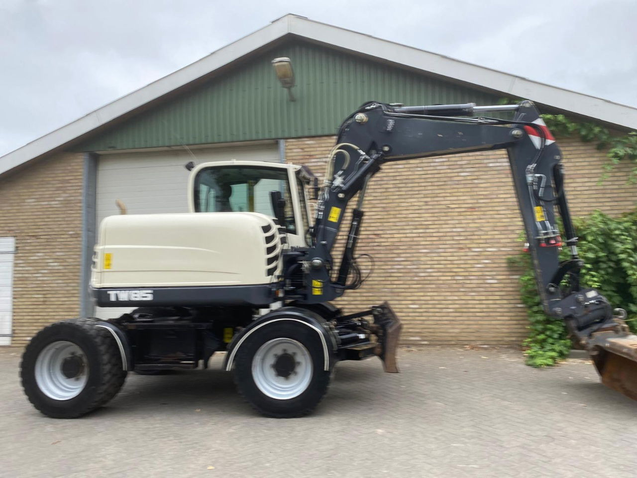 Terex TW85 - Wheel excavator: picture 4 Terex TW85 - Wheel excavator: picture 4