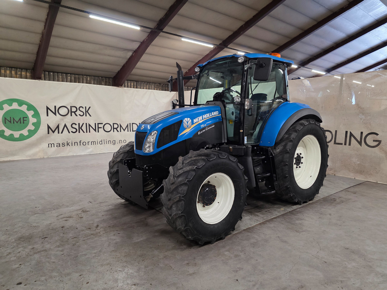 New Holland T5.115 EC - Farm tractor: picture 1 New Holland T5.115 EC - Farm tractor: picture 1