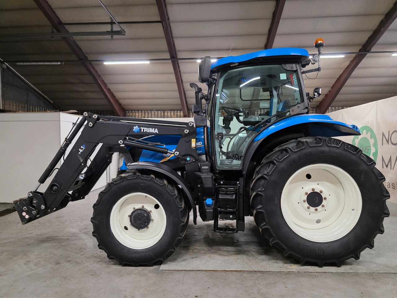 New Holland T6.160 AC - Farm tractor: picture 2 New Holland T6.160 AC - Farm tractor: picture 2