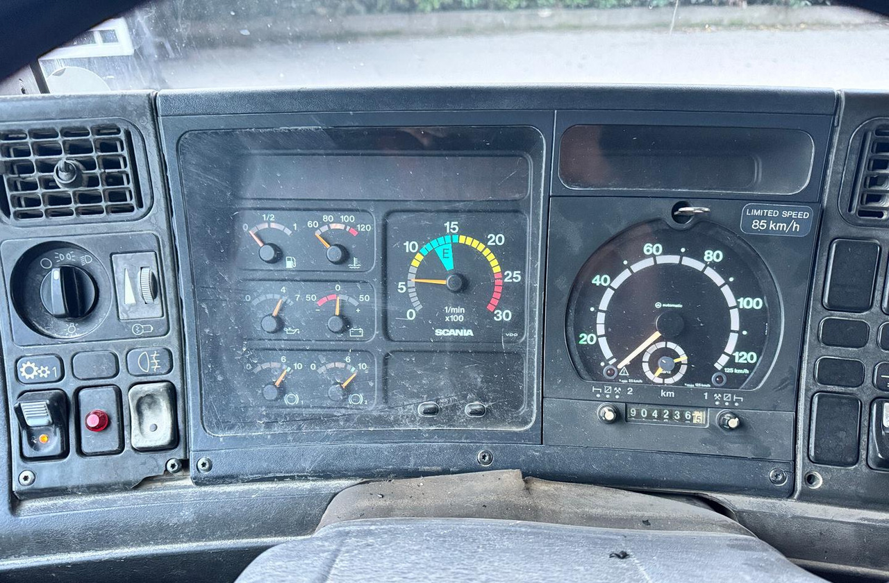 Scania R124/470 Ribaltabile 8X4 - Tipper: picture 4 Scania R124/470 Ribaltabile 8X4 - Tipper: picture 4