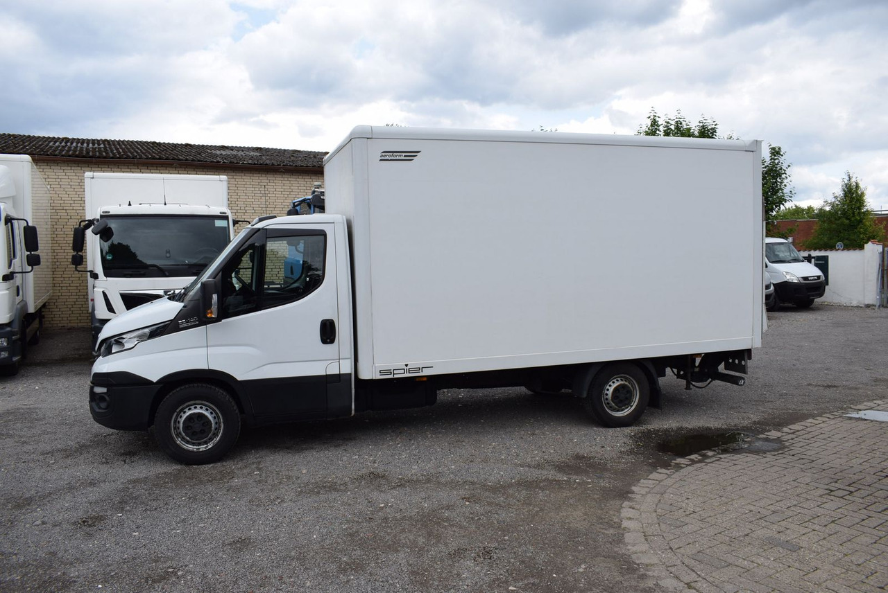 Iveco Daily 35 S14 Koffer LBW Automatik Motorschaden - Closed box van: picture 2 Iveco Daily 35 S14 Koffer LBW Automatik Motorschaden - Closed box van: picture 2