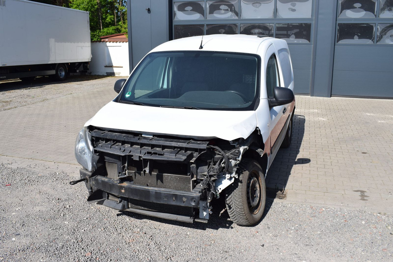 Mercedes-Benz Citan 109 CDI lang Klima AHK Regale UNFALL - Small van: picture 3 Mercedes-Benz Citan 109 CDI lang Klima AHK Regale UNFALL - Small van: picture 3