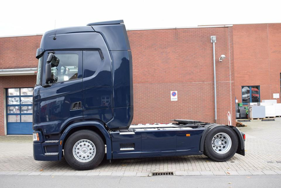 Scania S 450 Highline 2xTank LED Vollluft Retarder - Tractor truck: picture 3 Scania S 450 Highline 2xTank LED Vollluft Retarder - Tractor truck: picture 3