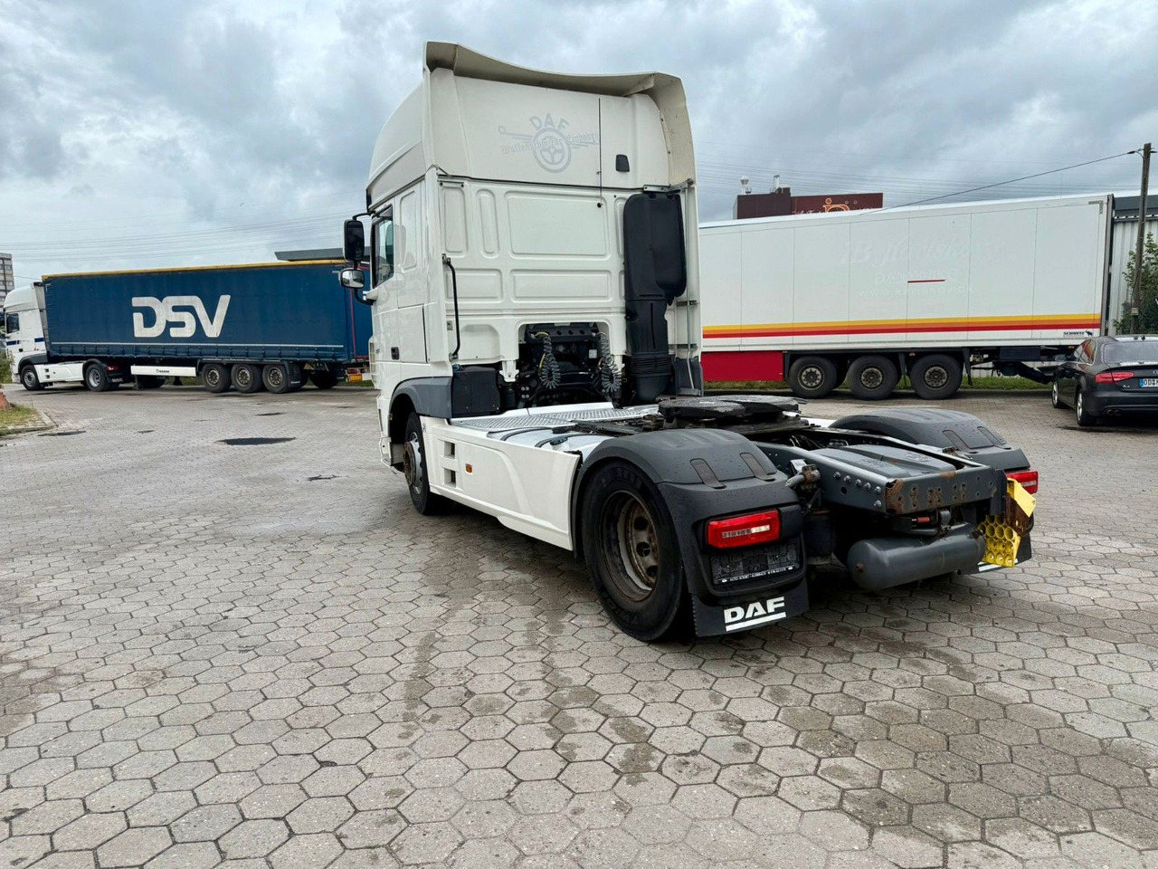 DAF XF 460 +Retarter+2xTank - Tractor truck: picture 5 DAF XF 460 +Retarter+2xTank - Tractor truck: picture 5