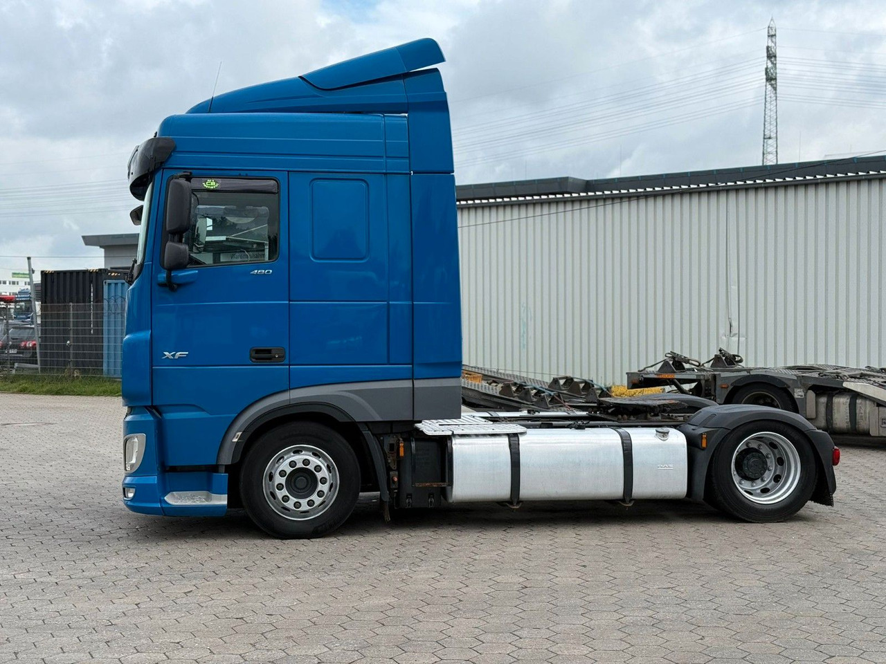 DAF XF 480 Low +Retarter+2xTank - Tractor truck: picture 5 DAF XF 480 Low +Retarter+2xTank - Tractor truck: picture 5