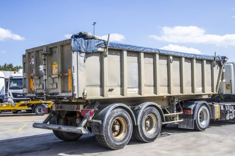Benalu ALU + 2X BLAD/BLAD-SPRING-STEEL - Tipper semi-trailer: picture 3 Benalu ALU + 2X BLAD/BLAD-SPRING-STEEL - Tipper semi-trailer: picture 3