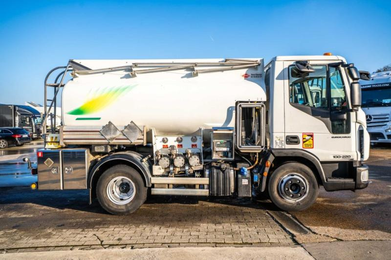 Iveco EURO CARGO 100-220 +CM 5500L + 3 COMP. - Tanker truck: picture 3 Iveco EURO CARGO 100-220 +CM 5500L + 3 COMP. - Tanker truck: picture 3