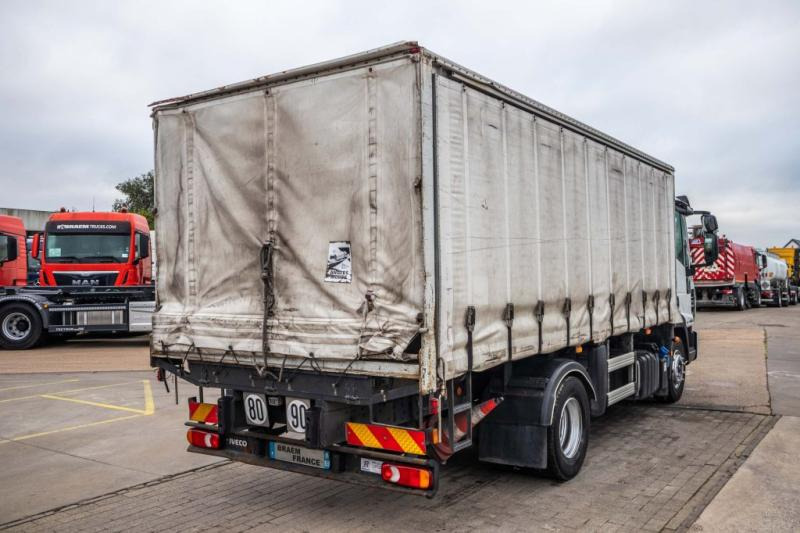 Iveco EUROCARGO 120EL19 - Curtain side truck: picture 3 Iveco EUROCARGO 120EL19 - Curtain side truck: picture 3