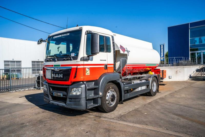 MAN TGS 18.400 4x4H +ALU CM 11.500L /4 COMP - Tanker truck: picture 1 MAN TGS 18.400 4x4H +ALU CM 11.500L /4 COMP - Tanker truck: picture 1