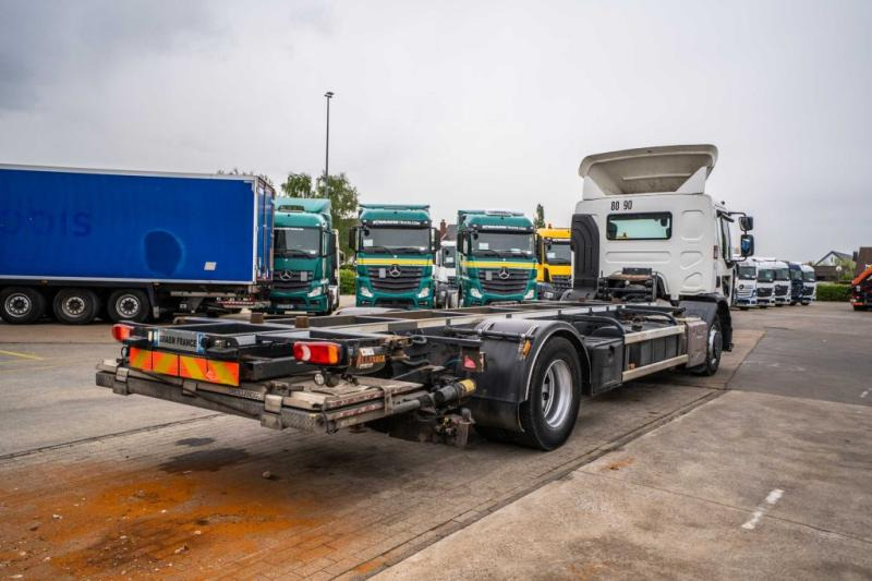 Renault D WIDE 380 DXI+DHOLLANDIA 1.5 T - Container transporter/ Swap body truck: picture 4 Renault D WIDE 380 DXI+DHOLLANDIA 1.5 T - Container transporter/ Swap body truck: picture 4