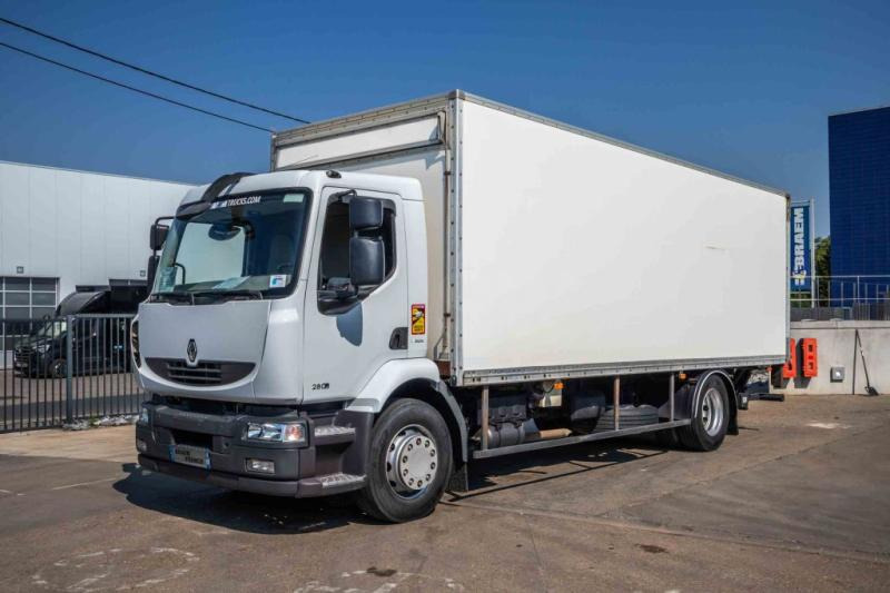 Renault MIDLUM 280DXI+POUSSIN/CHICKEN/KUIKEN/KÛKEN - Refrigerator truck: picture 1 Renault MIDLUM 280DXI+POUSSIN/CHICKEN/KUIKEN/KÛKEN - Refrigerator truck: picture 1